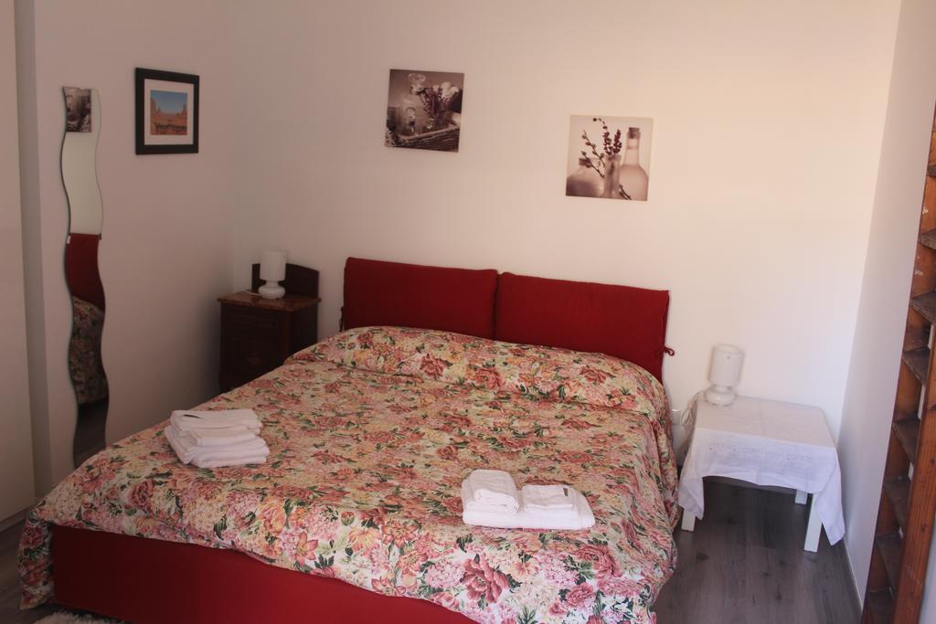 A Casa Di Ettore كاتانيا المظهر الخارجي الصورة